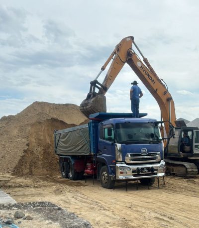 WhatsApp Image 2024-09-24 at 14.28.18_09053e93 (cropped)